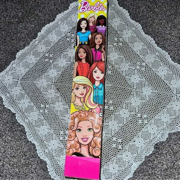 NOS NRFB MIB (C) 2018 28” Barbie Best Fashion Friend w/New Curvy Body - Blonde - Picture 8 of 13